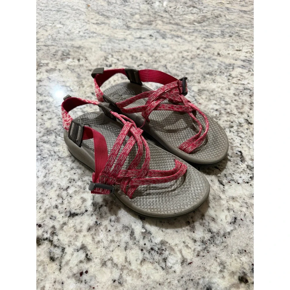 Chaco Kids Z1 Ecotread Pink White Patterned Strappy Sport Sandals Size 3